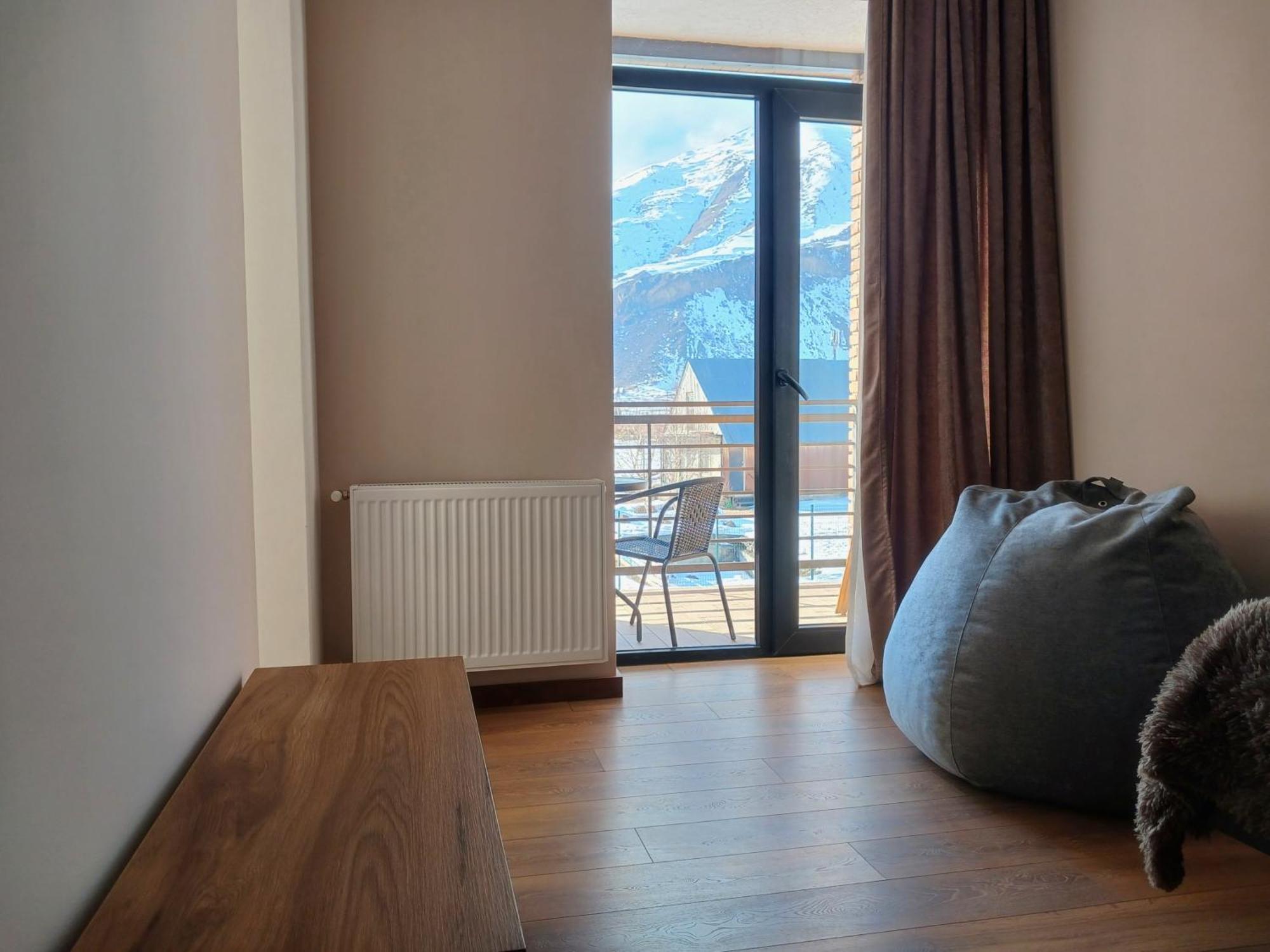 Agre Kazbegi Hotell Achkhoti Exteriör bild