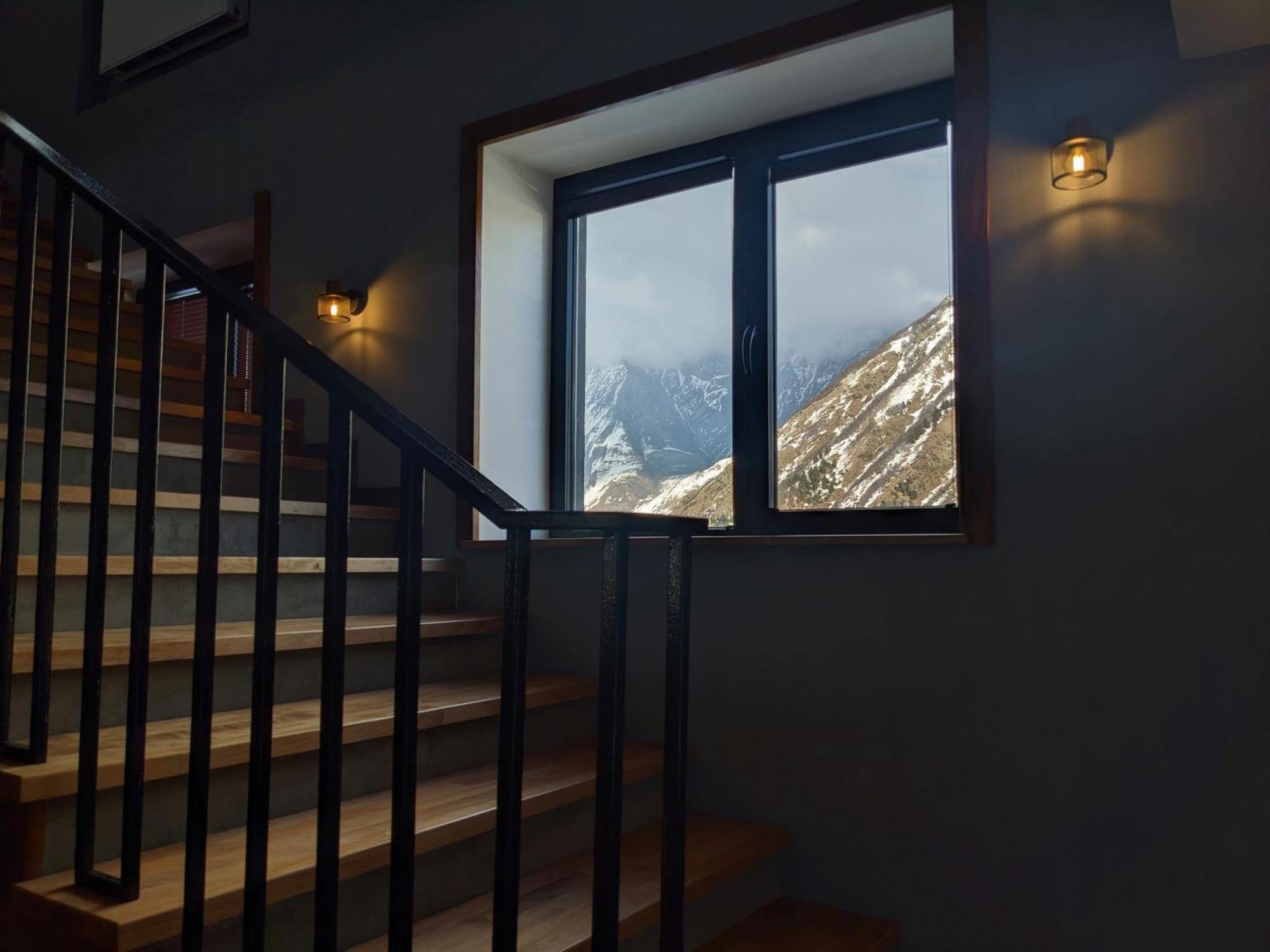 Agre Kazbegi Hotell Achkhoti Exteriör bild