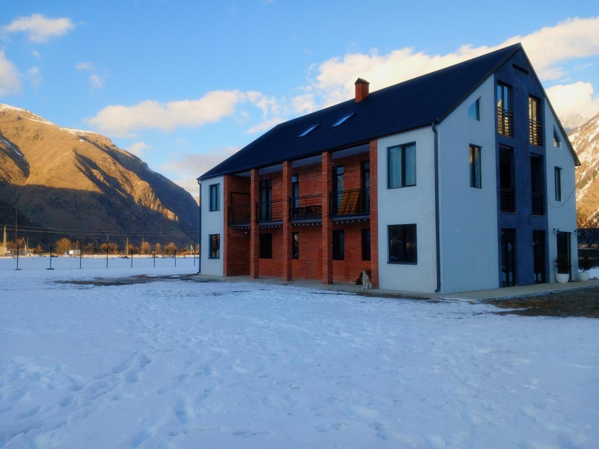 Agre Kazbegi Hotell Achkhoti Exteriör bild
