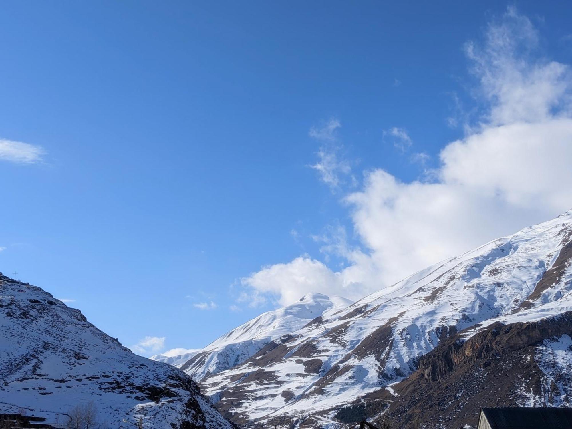 Agre Kazbegi Hotell Achkhoti Exteriör bild