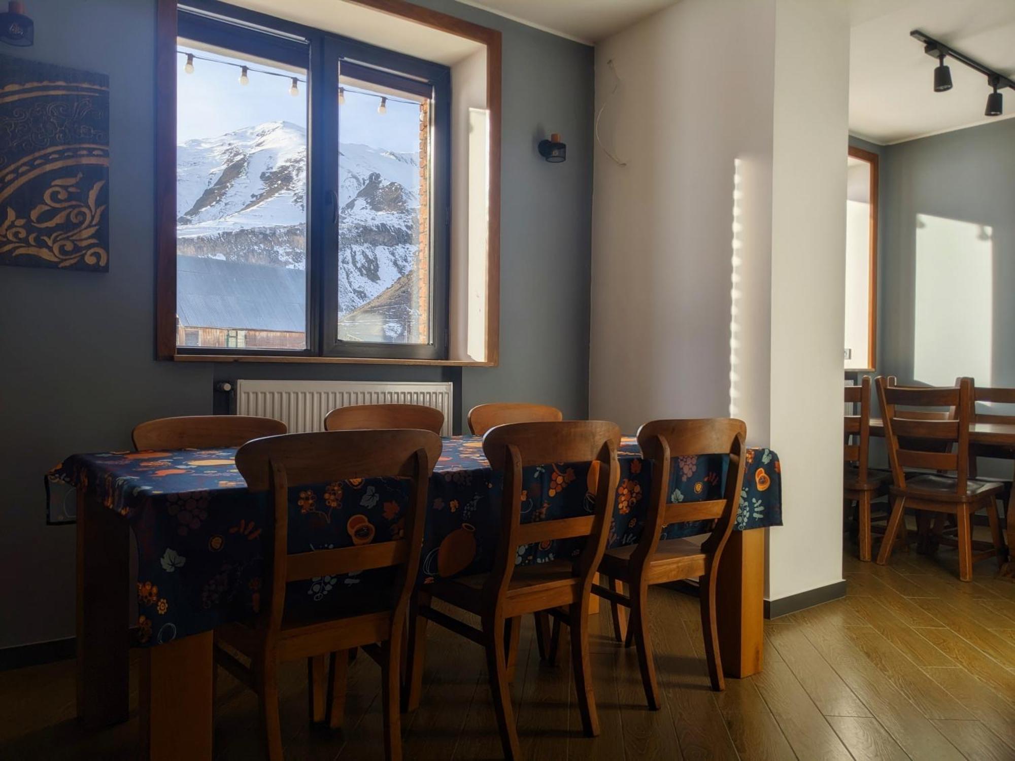 Agre Kazbegi Hotell Achkhoti Exteriör bild