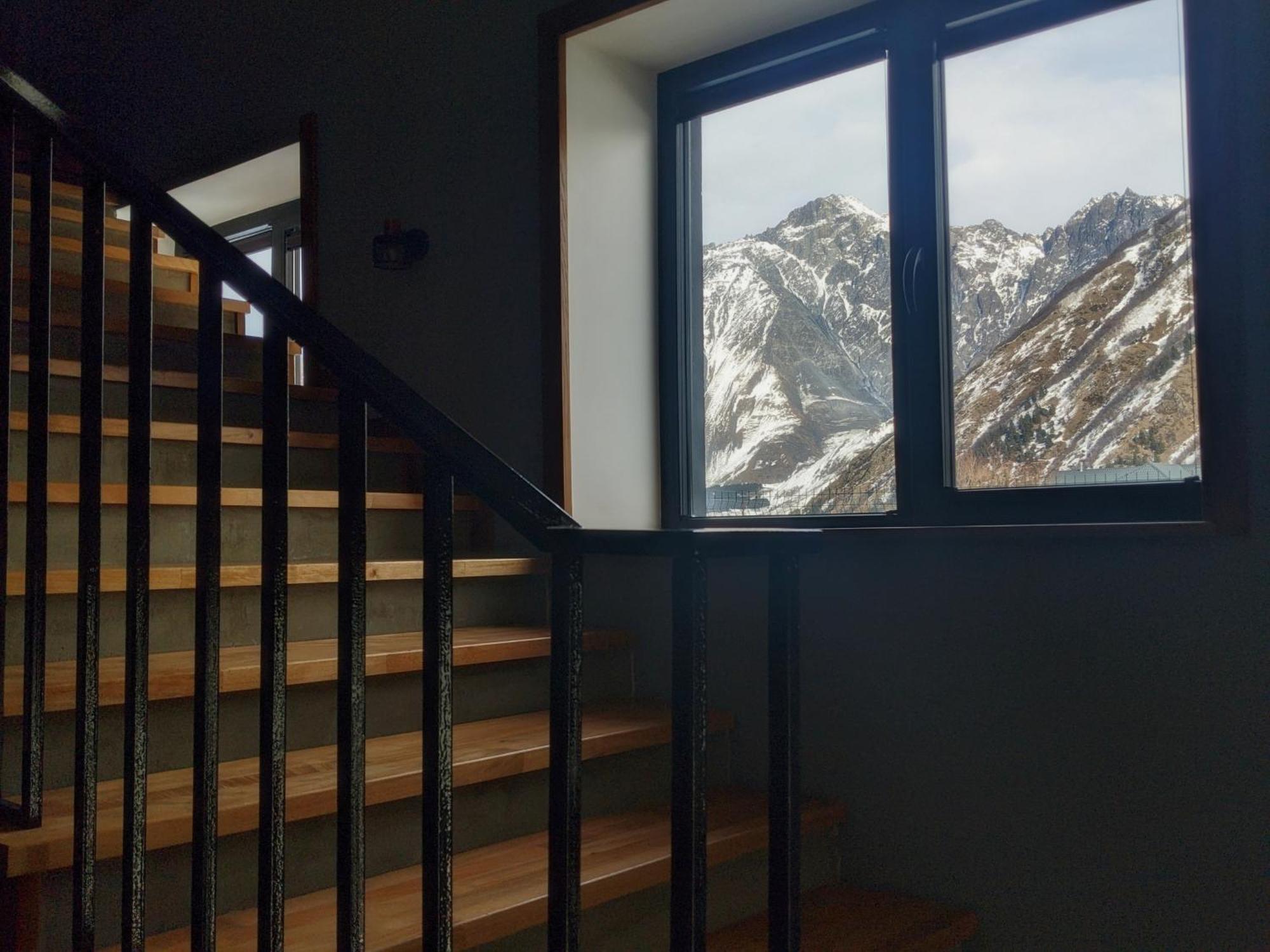 Agre Kazbegi Hotell Achkhoti Exteriör bild