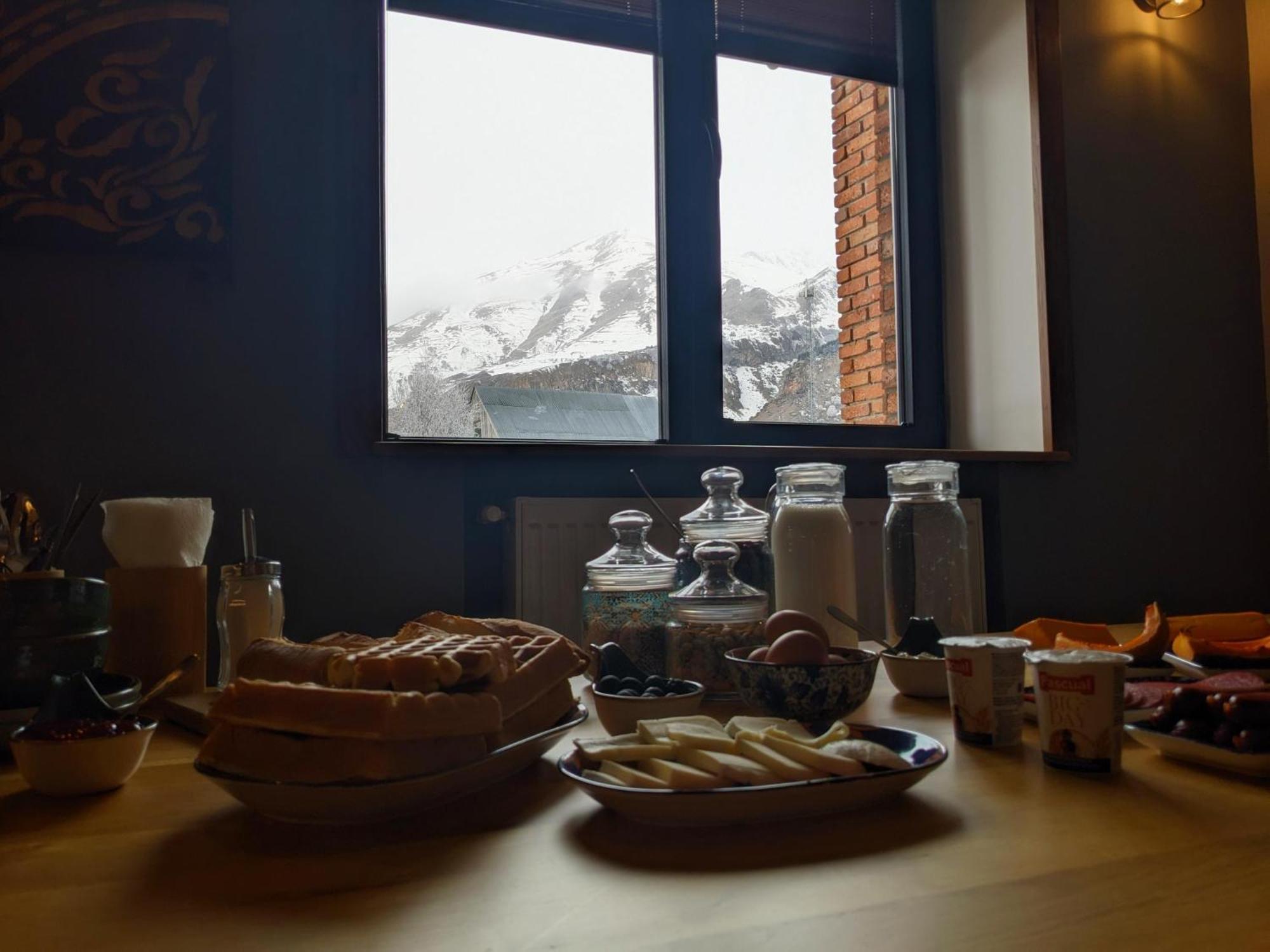 Agre Kazbegi Hotell Achkhoti Exteriör bild